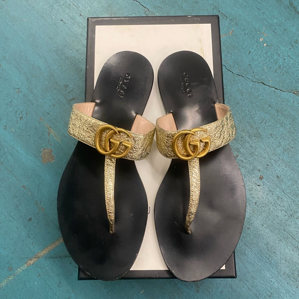 Gucci sandals (gold)